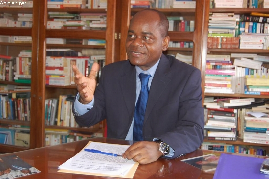 Colloque International / Election présidentielle 2010 : Vincent Yayaud, Directeur de campagne (DDC) du candidat Laurent Gbagbo en Suisse : 